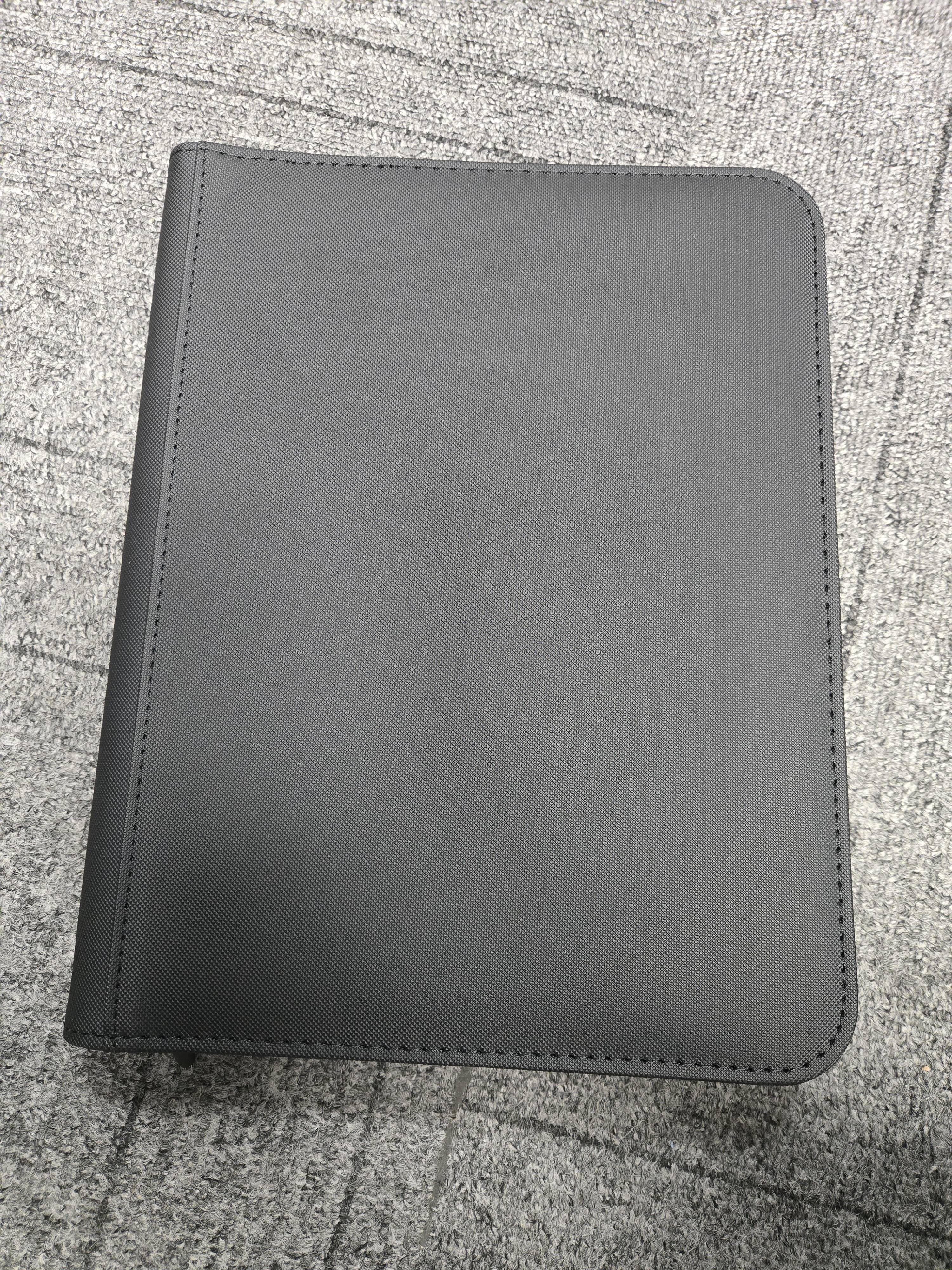 4-Pocket Toploader Binder