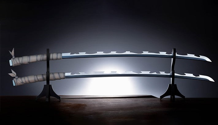 Demon Slayer: Inosuke Hashibara's Nichirin Sword Prop Replica