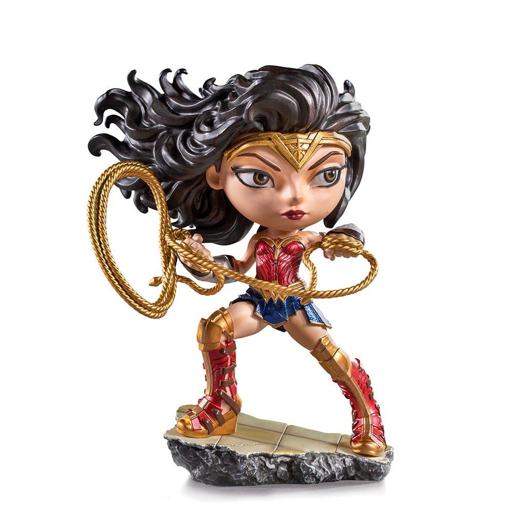 Minico WW84: Wonder Woman - Josh's Cards